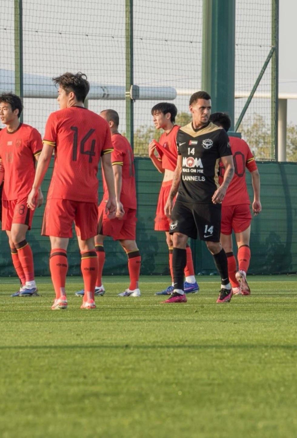 热身赛 中国男足2-2俄罗斯莫斯科斯巴达 朱鹏宇单刀破门 林良铭连场进球 央视转