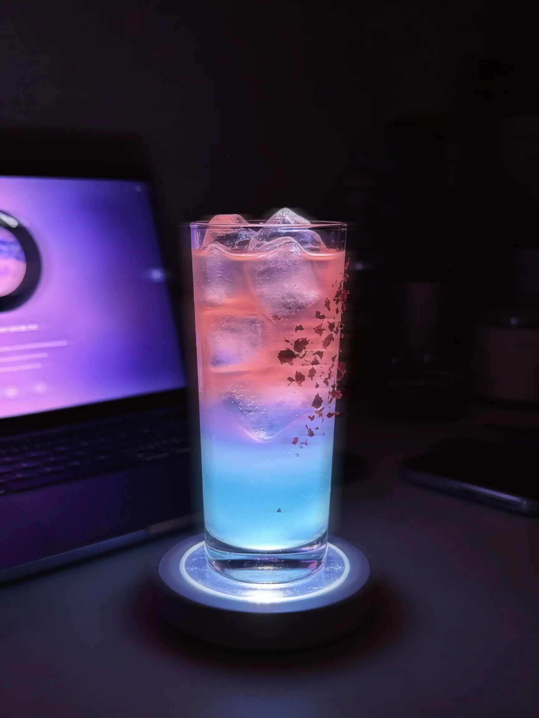 我说喝了点酒心情很好，你说酒蒙子又喝酒。所以你看，人与人之前的沟通有时...