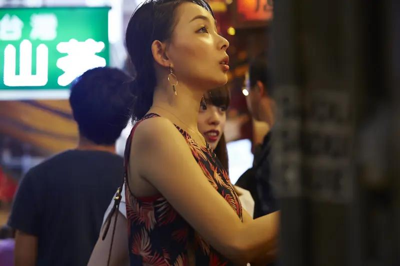 台湾女孩看重庆刨猪汤视频感慨 重庆刨猪汤火出圈，连海峡对岸的台湾女孩都被深深触动