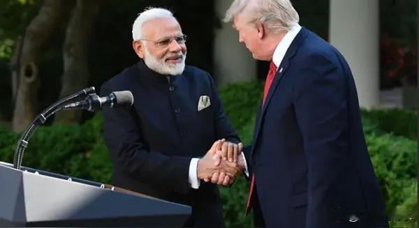 近日，特朗普对外宣称：跟印度已经初步达成关税谈判，未来将会大幅度降低对印度的关税