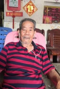 徐先生，男，1933年3月出生，大概是1941年被人从广州坐船到东莞石龙下船。然