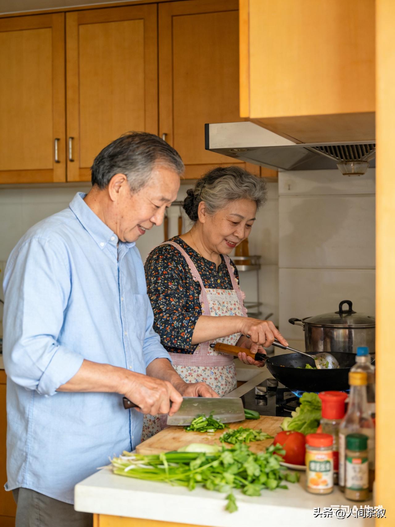 老爸失业了。

今天给老妈打电话，我问她在干嘛？她说在睡觉呢，你爸也在家。我说哦