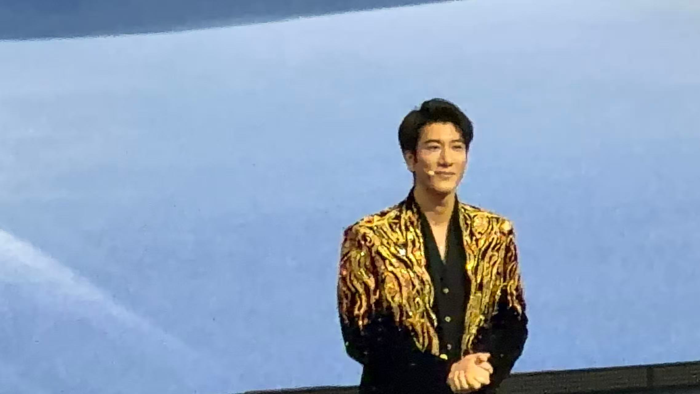 王力宏用代言费买比亚迪股票 身为腾势代言人的王力宏在新车发布会上证实，将代言费购