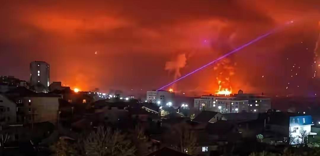 又炸黑海油港！俄军“铠甲”防空系统被曝缺导弹，研发者疑遭毒杀。