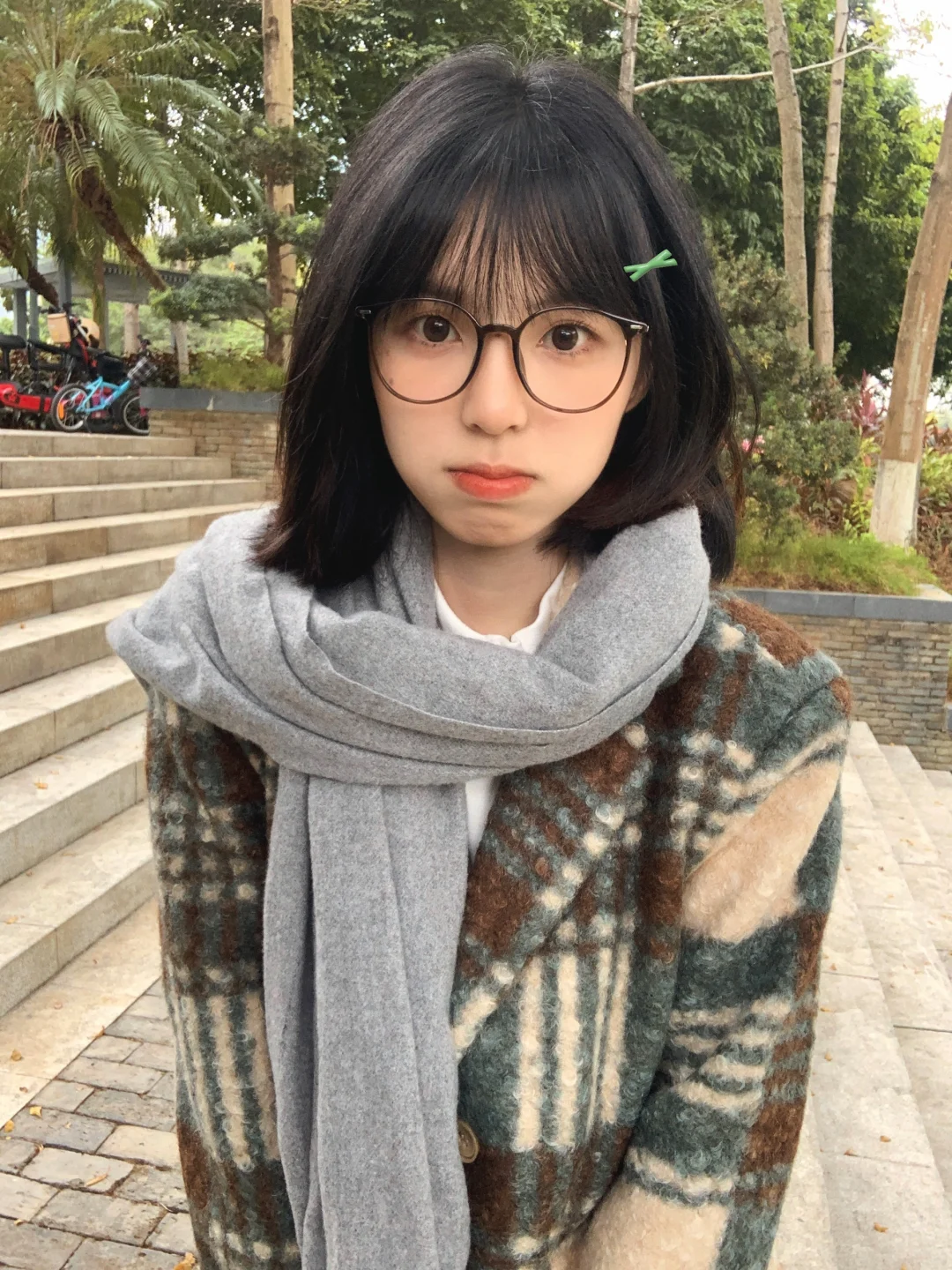 蹲下看看我眼里的秋天🍂