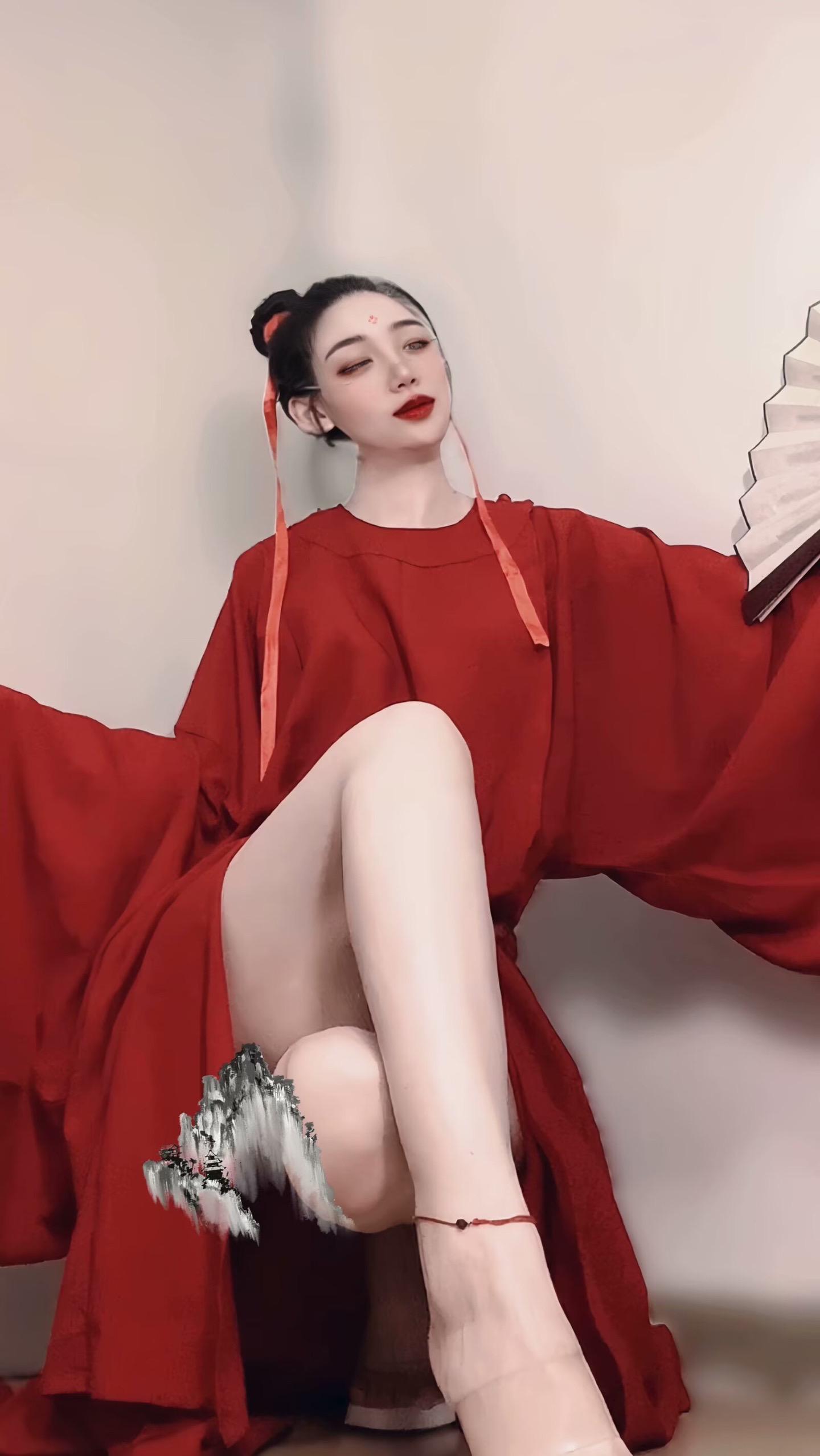 50岁依然保持好状态之。说白了那老慈禧也过不上现在时代的生活啊。小时候...