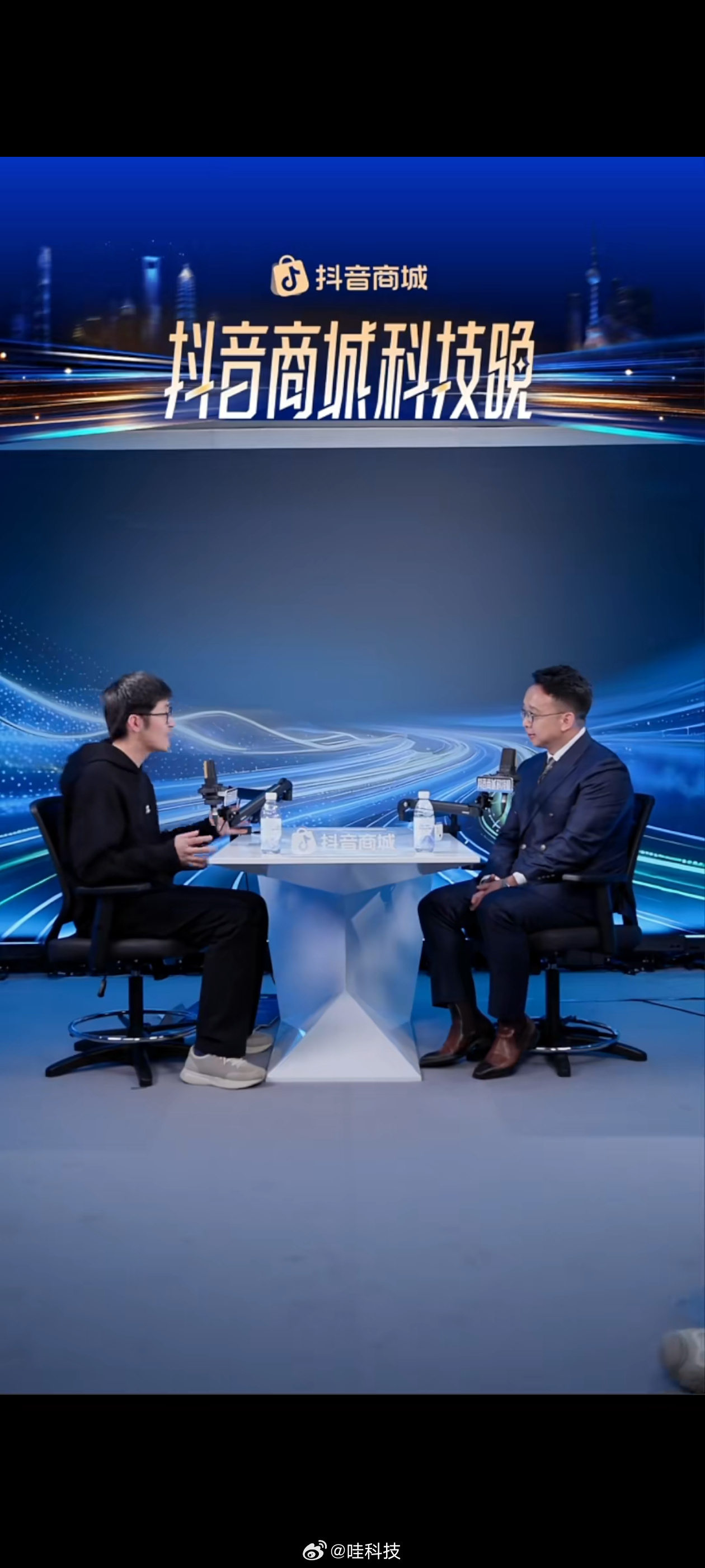 格力高管被Tim追着提问 AWE2026现场，影视飓风Tim来到了格力展台，据T