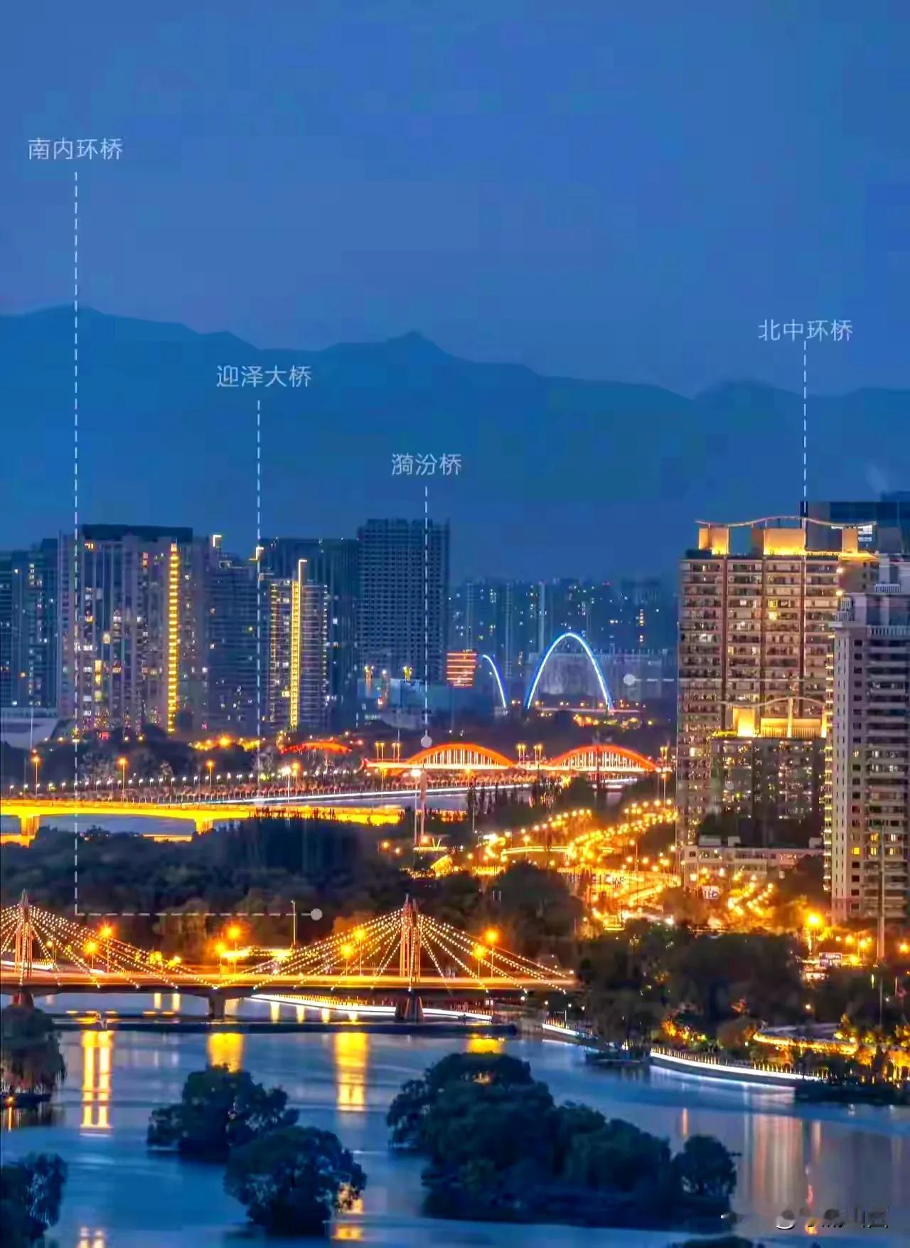 一张图片，四桥同见！
太原北中环桥，漪汾桥，迎泽大桥，南内环桥！这四座桥算是北城