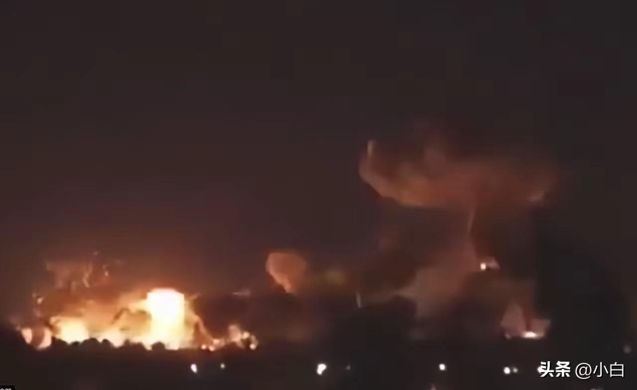 2月27日，巴基斯坦空袭塔利班总部，当场炸死200名武装人员，最高首领阿洪扎达生