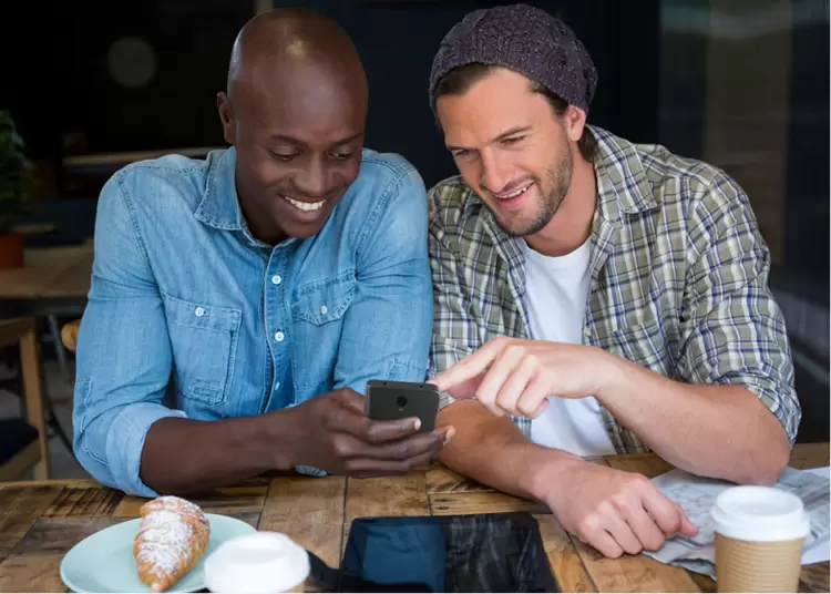 新春跨境团圆无网无忧时空壶新T1端侧模型守护跨国年味