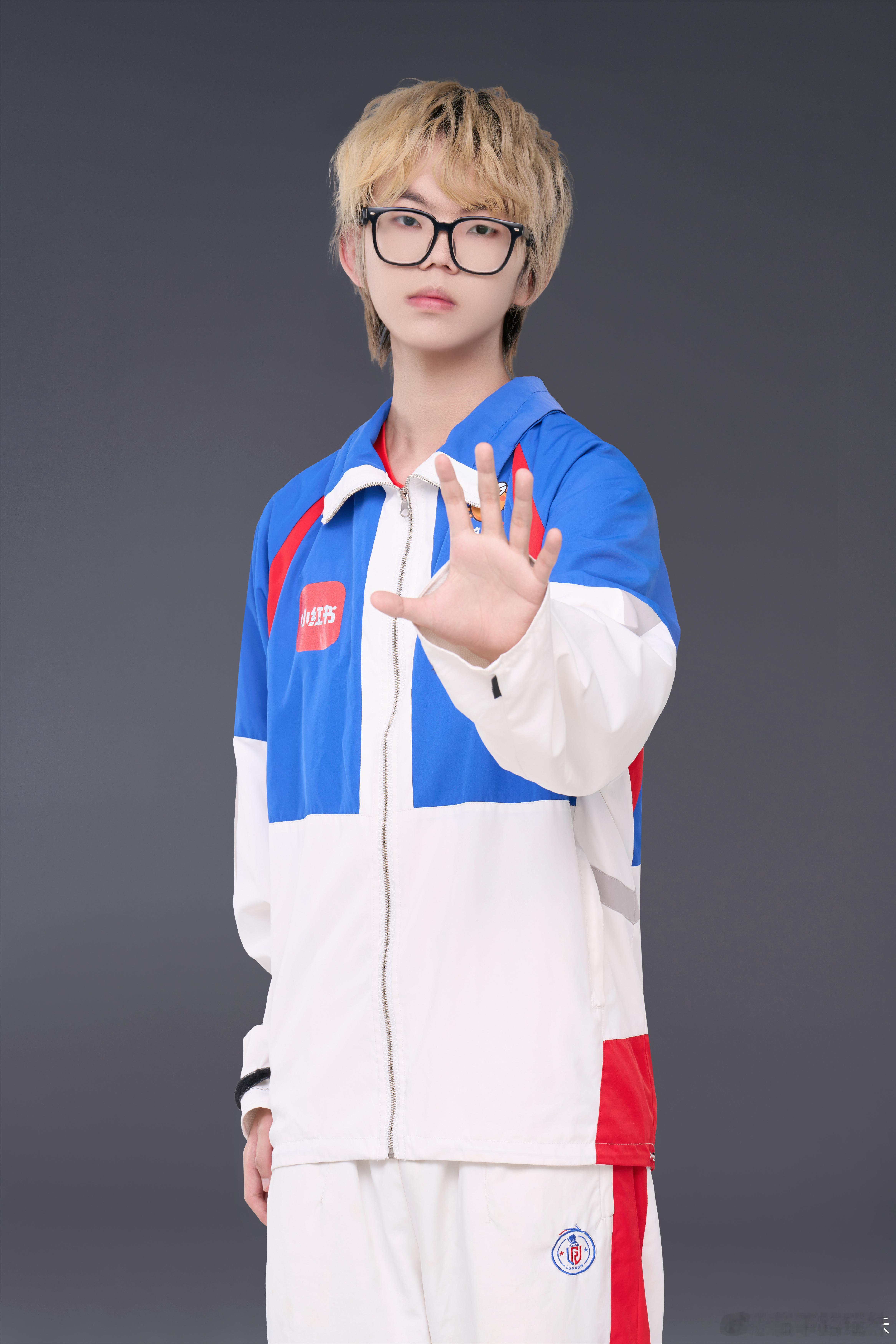 KPL  2026KPL夏季赛定妆照已备好，期待与各位见面！🌟2026KPL夏