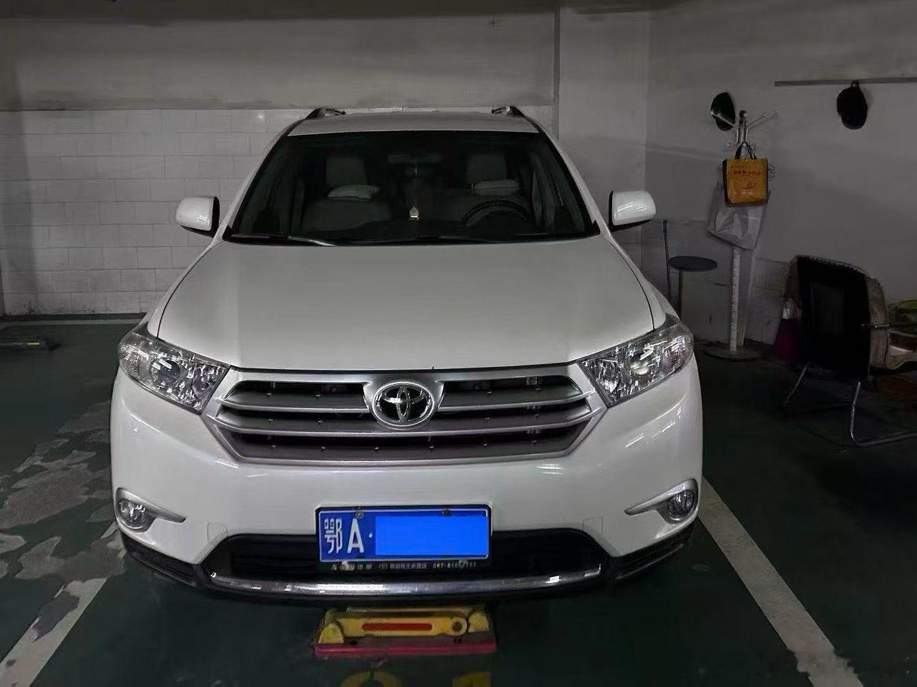 上门评估丰田汉兰达2014年 2.7L 运动版 5座个人一手车 仅3.5万公里本