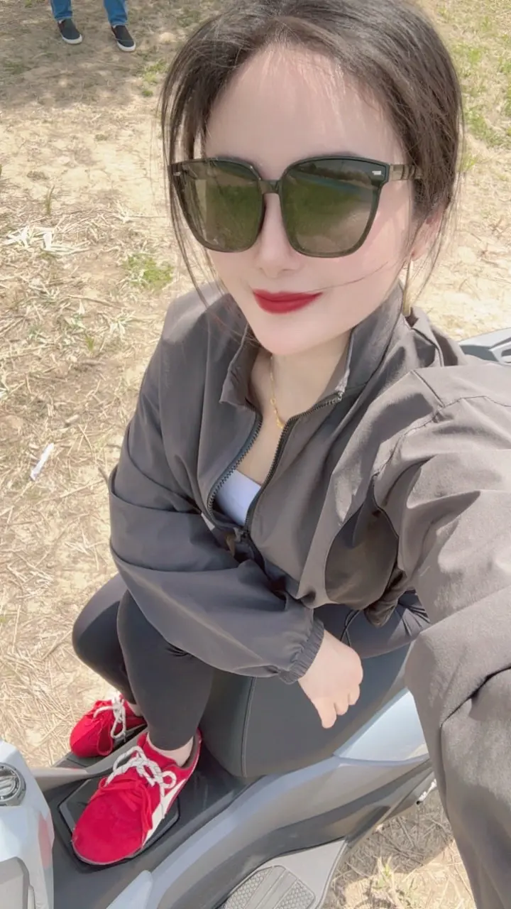 人到30以后，脑子里像装了反诈,APP似的，清醒的可怕。