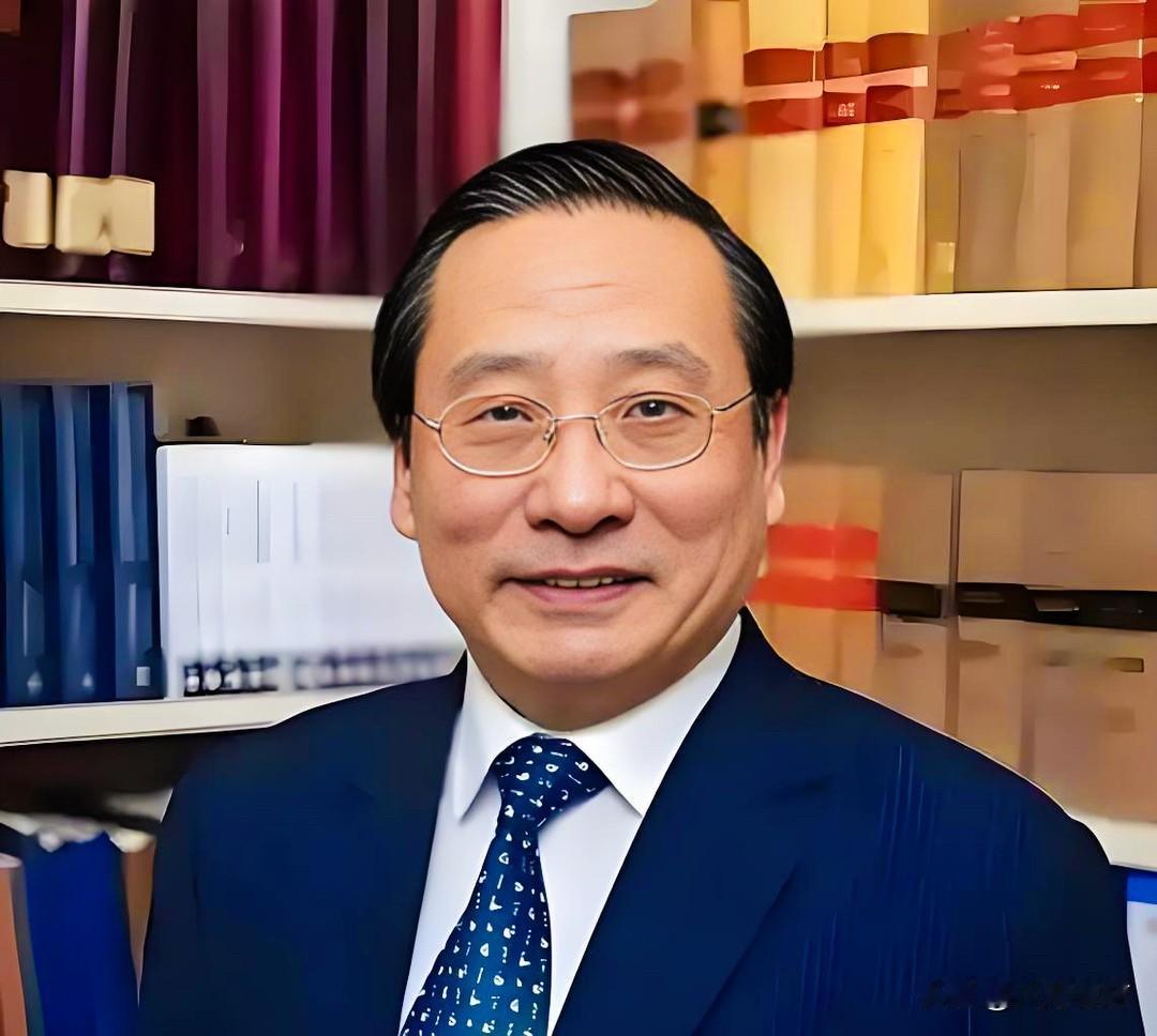 快讯！
自费出席，也必须发声！

我国的高志凯学者，在2014-2024年这十年