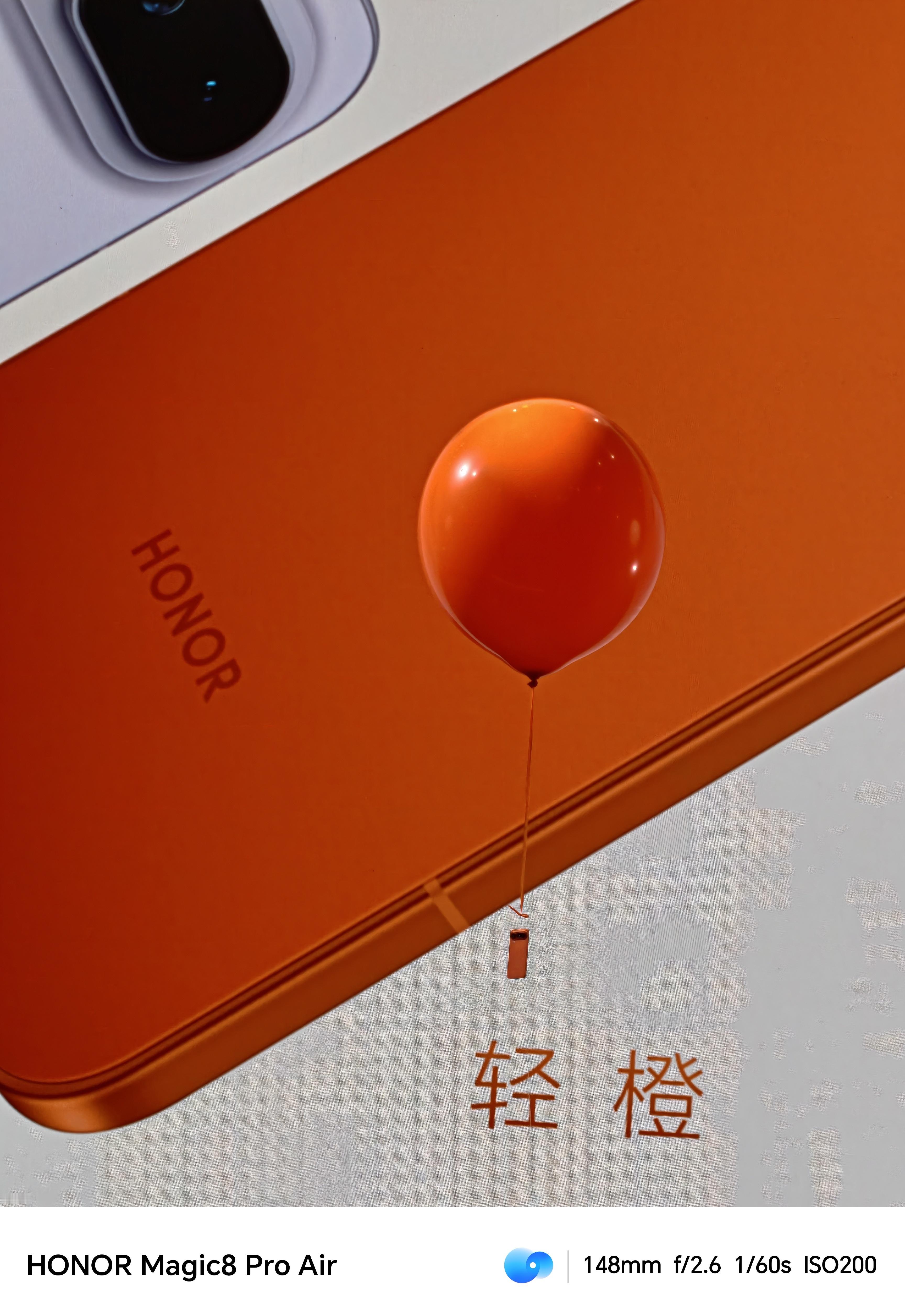 荣耀居然把荣耀Magic8 Pro Air挂在气球上，然后四台手机都飞了起来。有