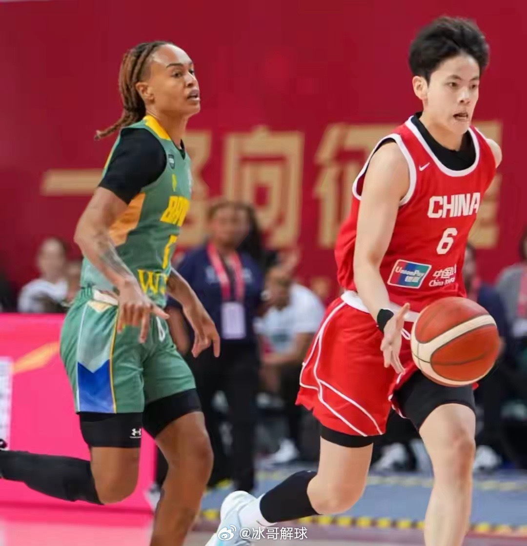 今晚19:30，中国女篮在长沙与巴西展开热身赛二番战，CCTV5+全程直播。首战