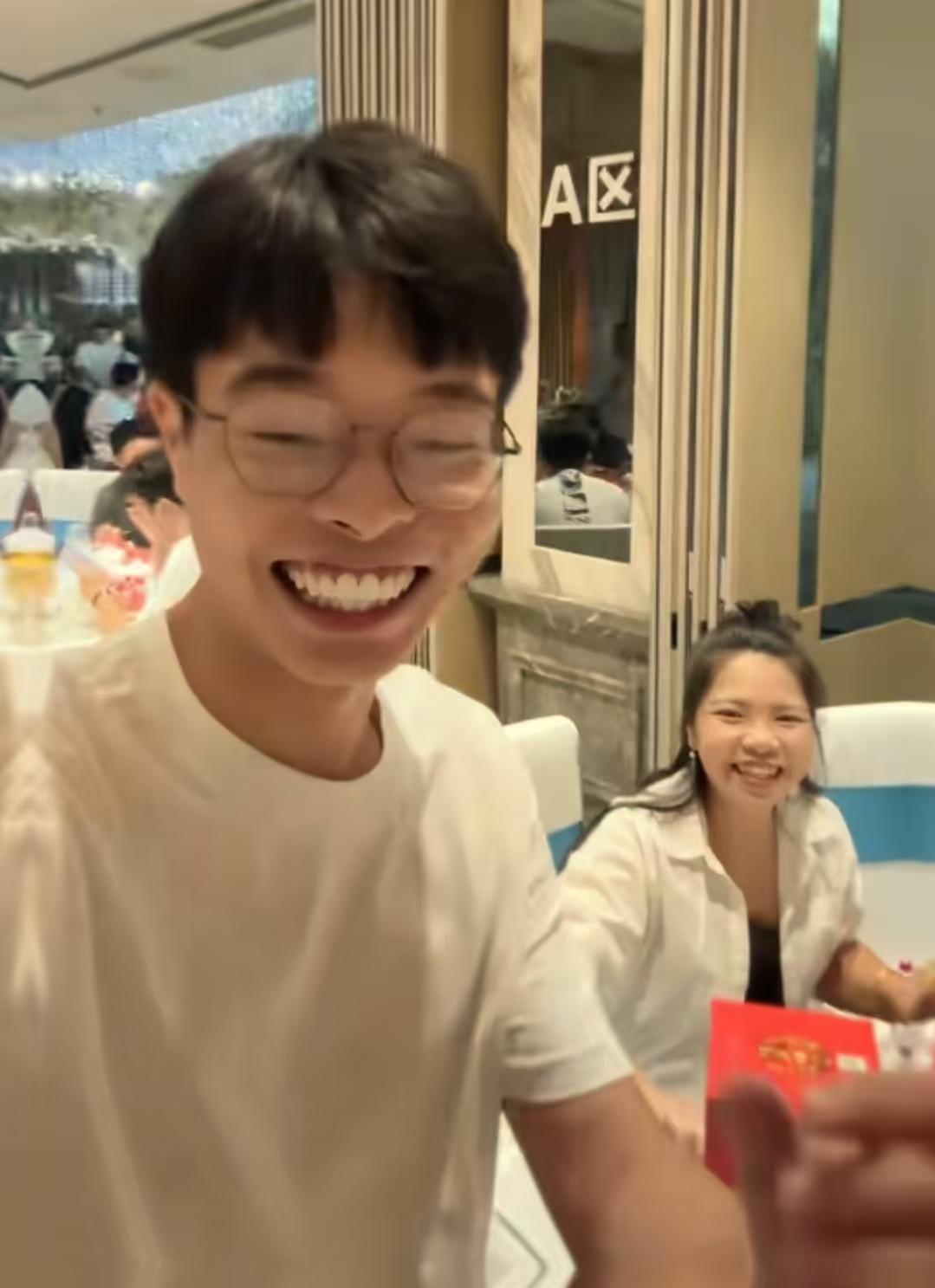 现在全网最后悔的男就是农村四哥了吧！
不是因为拍视频没人看也不是因为带货没人买而