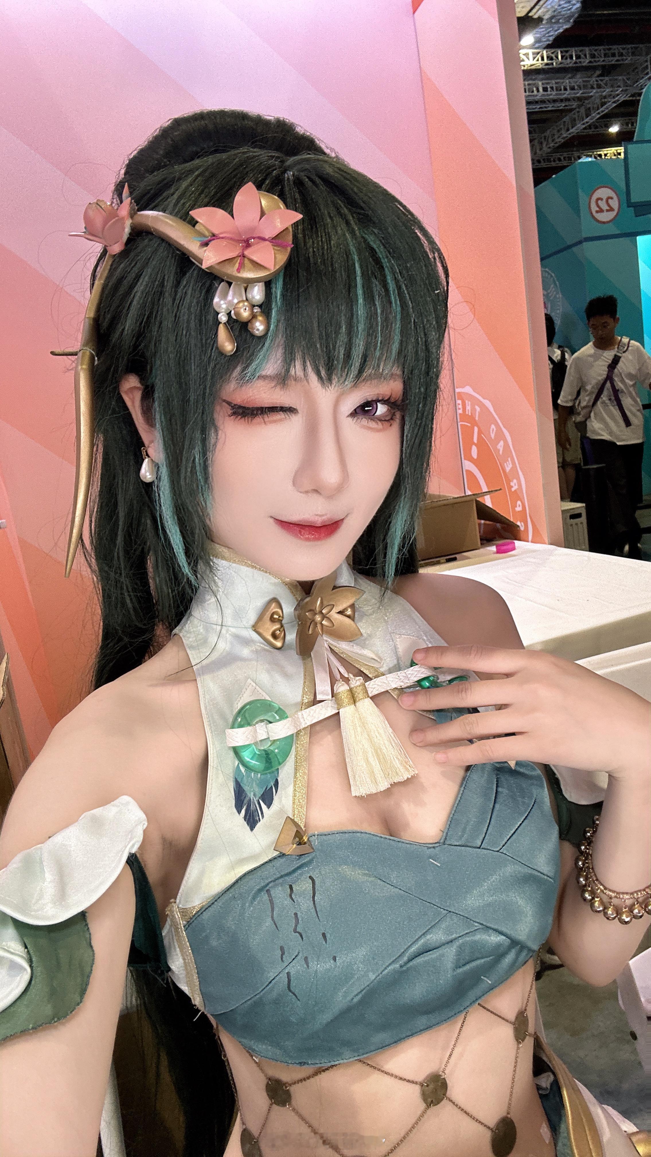 战双帕弥什[超话]战双帕弥什覆海归途bw2025 含英❤️修了几张自拍！！真的很
