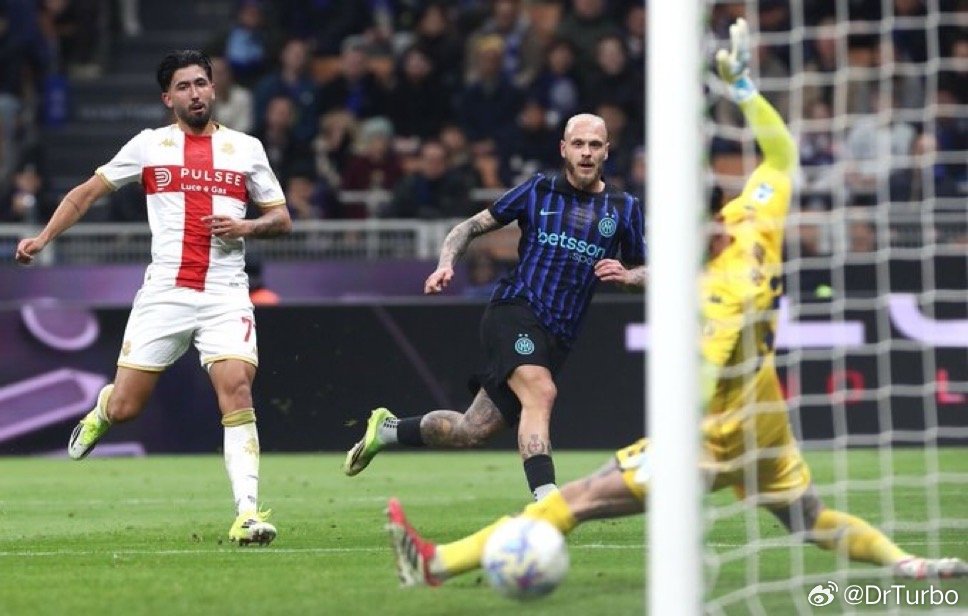 官方：国米-热那亚的现场观众人数为72945人国际米兰2比0热那亚热点现场 👏