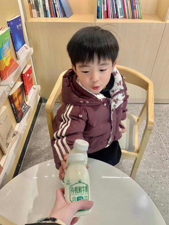 家有宝贝必看❗这口有机鲜奶按箱囤