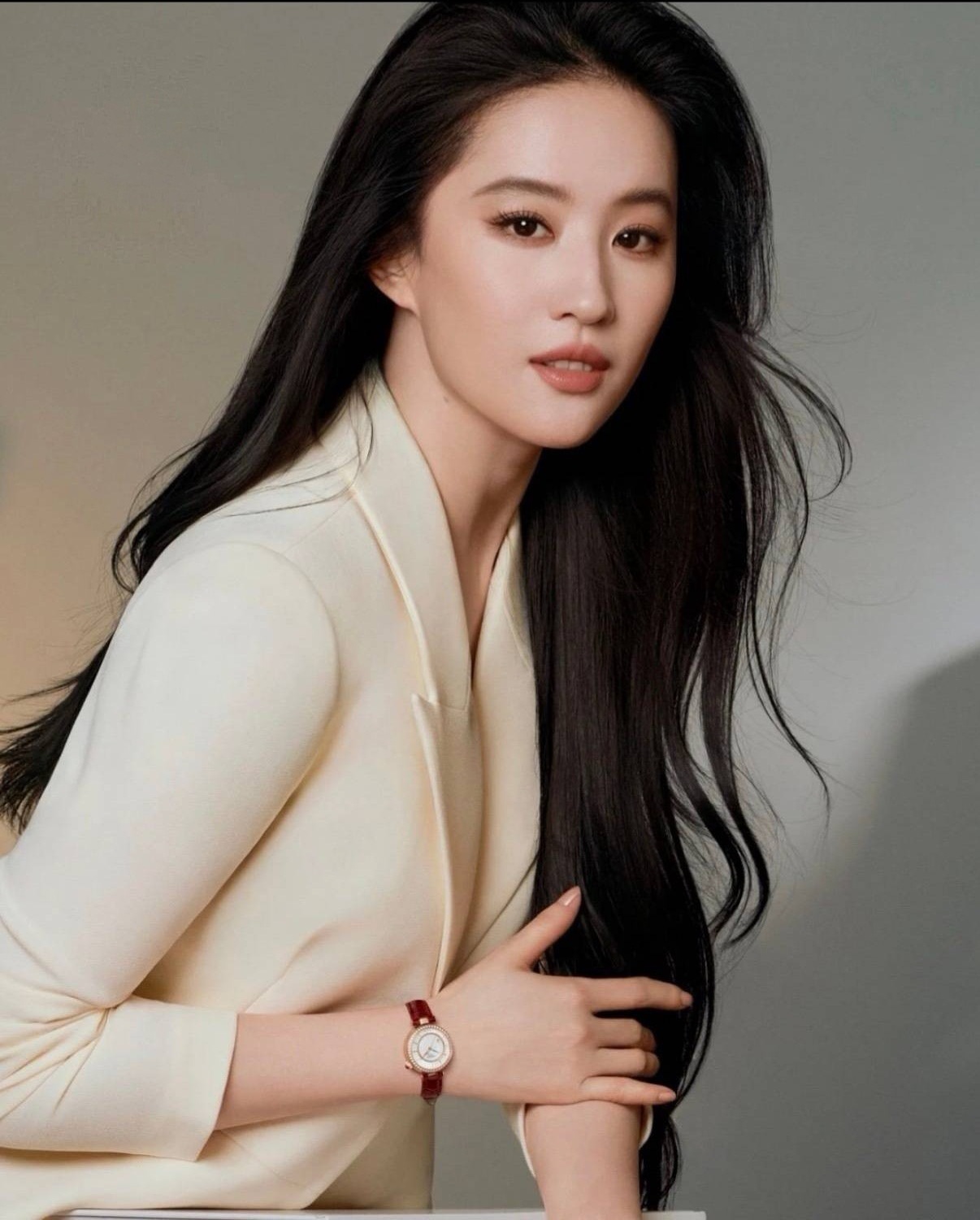 不敢想这张做线下地广，会有多震撼刘亦菲 永远相信天梭的审美 