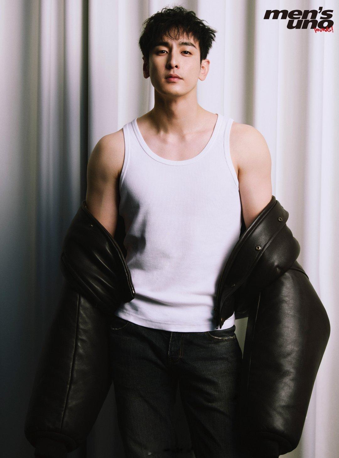 质感拉满！任彬松弛感大片中，他褪去繁杂，回归本真，每一个表情、每一个动作都写满了