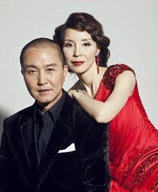 演员，丁志诚说，当时我们班班长是吴刚，副班长是岳秀清，最后男班长和女班长成为一家