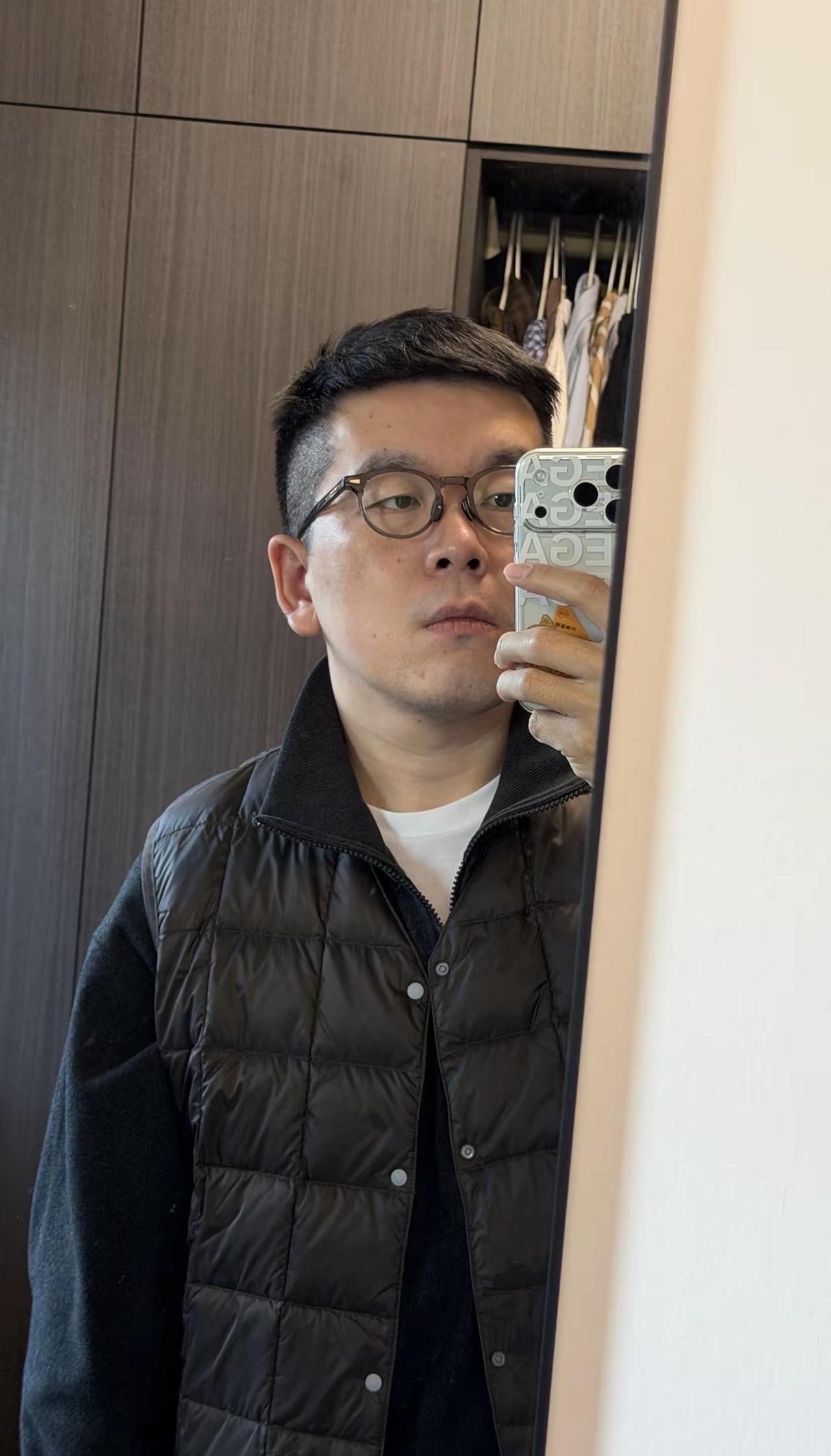 这个破 📱 内存还有300g（传云端后就开始疯狂杀后台 杀运存干嘛啊 非要逼
