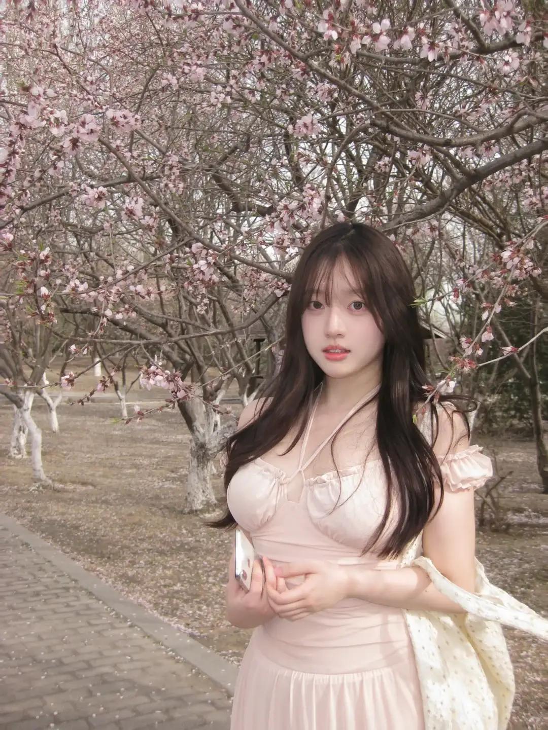 如果中500万，你愿意拿多少追她