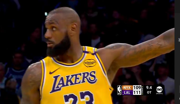 NBA季后赛1/4决赛明日再战三场！湖人晋级成疑、活塞必将被黑八！

北京时间5