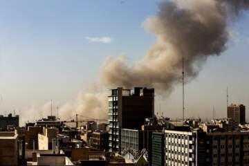 伊朗已确认国防委员会秘书和革命卫队司令的死亡。

据俄新社报道，伊朗方面承认其国