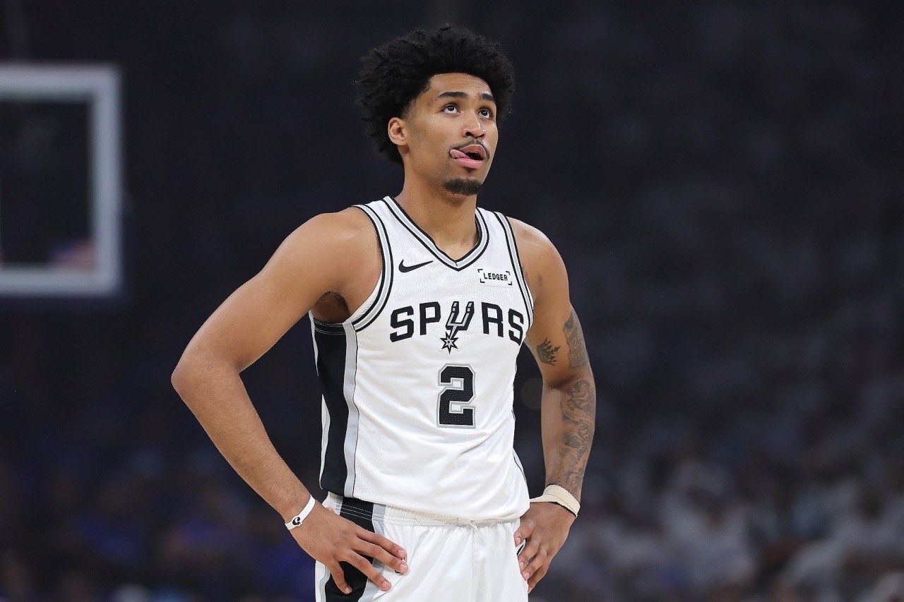 🔥正负值+12最高！哈珀半场替补16分钟5中4砍12分6板 三分2中1NBA总
