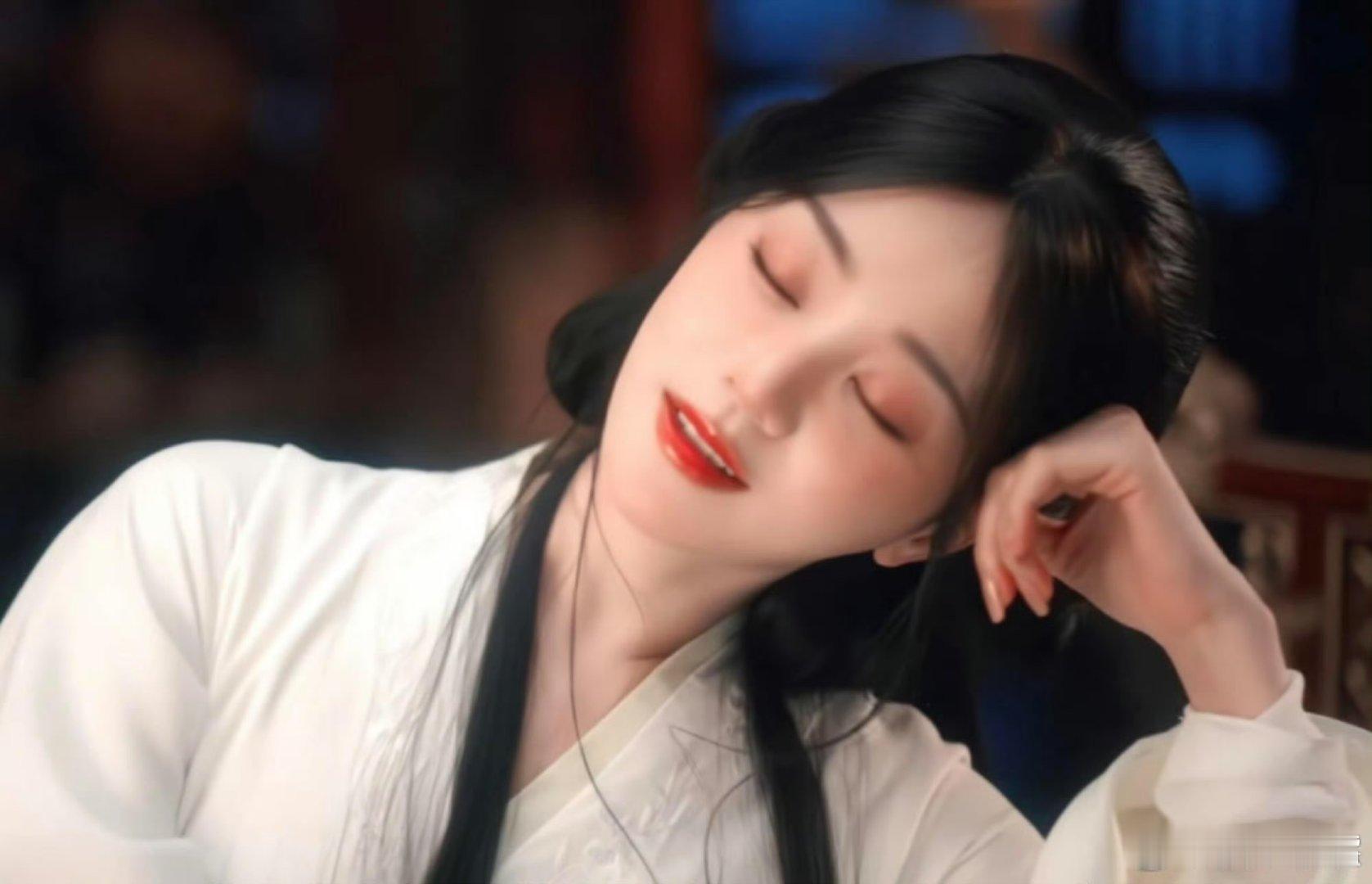 恰逢雨连天 柠萌古装剧《恰逢雨连天》丁禹兮、卢昱晓、胡意旋等主演领衔主演：丁禹兮