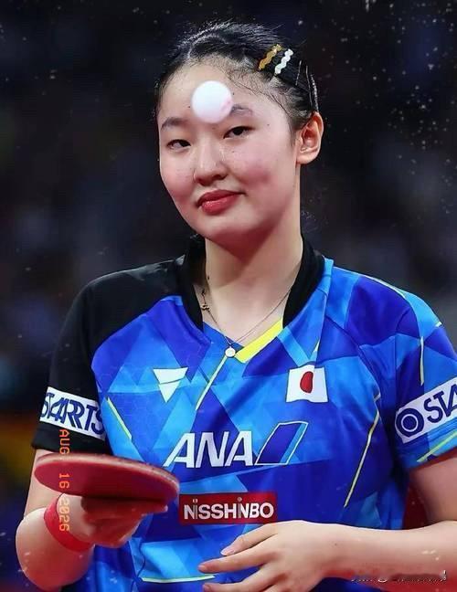 在瑞典大满贯女单1/4决赛中，
陈熠对战张本美和，
不知道大家发现没，整场比赛，