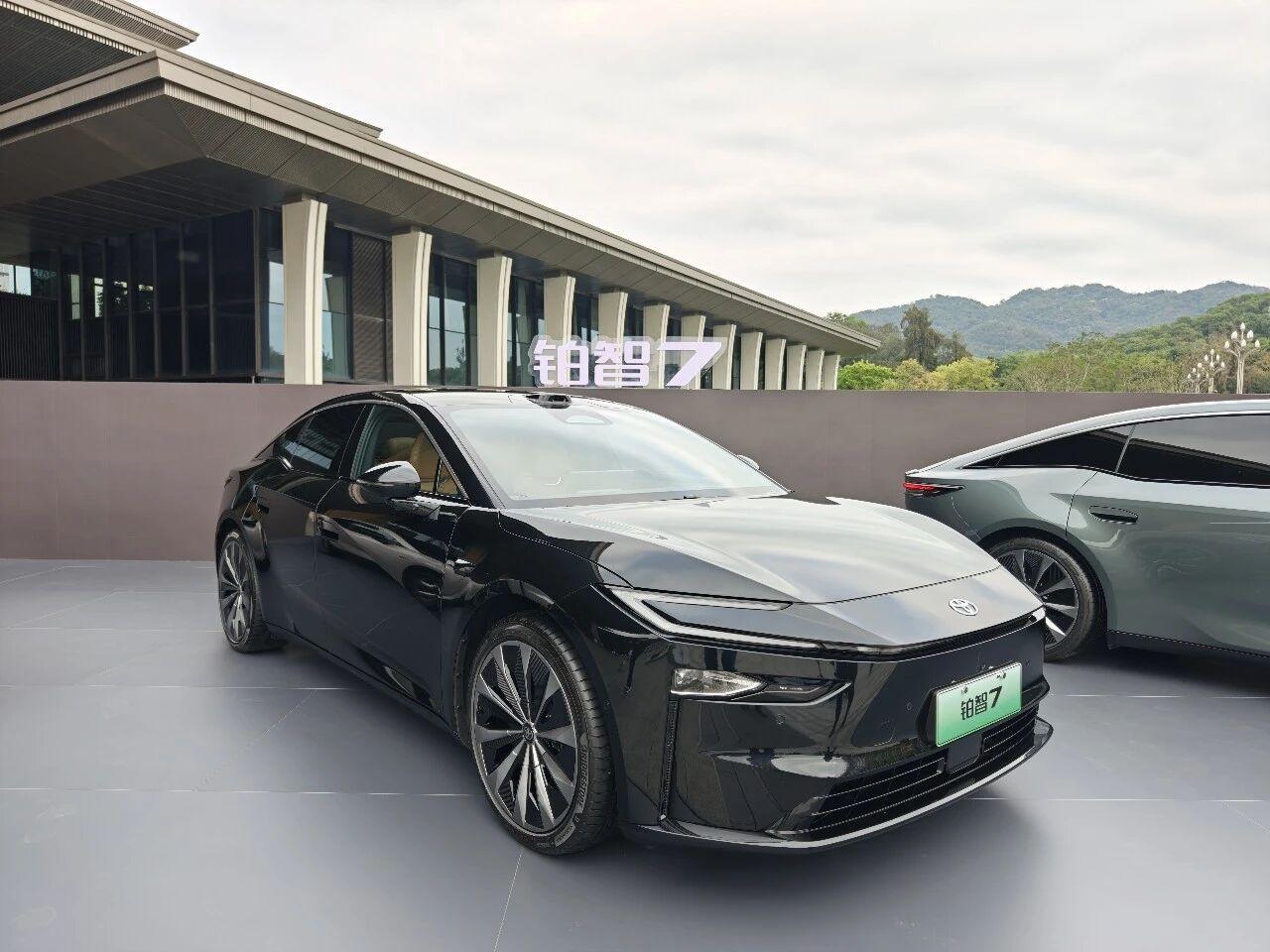 广丰铂智7预售15万多起，顶配只卖SU7入门价想必广汽丰田一定纠结过铂智7的定价