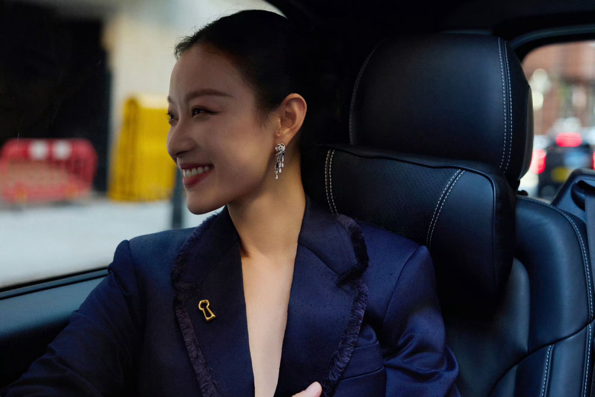 倪妮亮相电影东极岛欧洲首映礼 ​​​