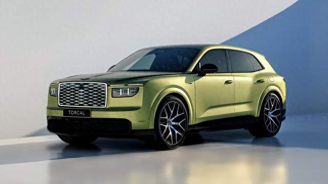 2028款宾利Torcal是一款风格大胆的电动SUV，专为richer设计