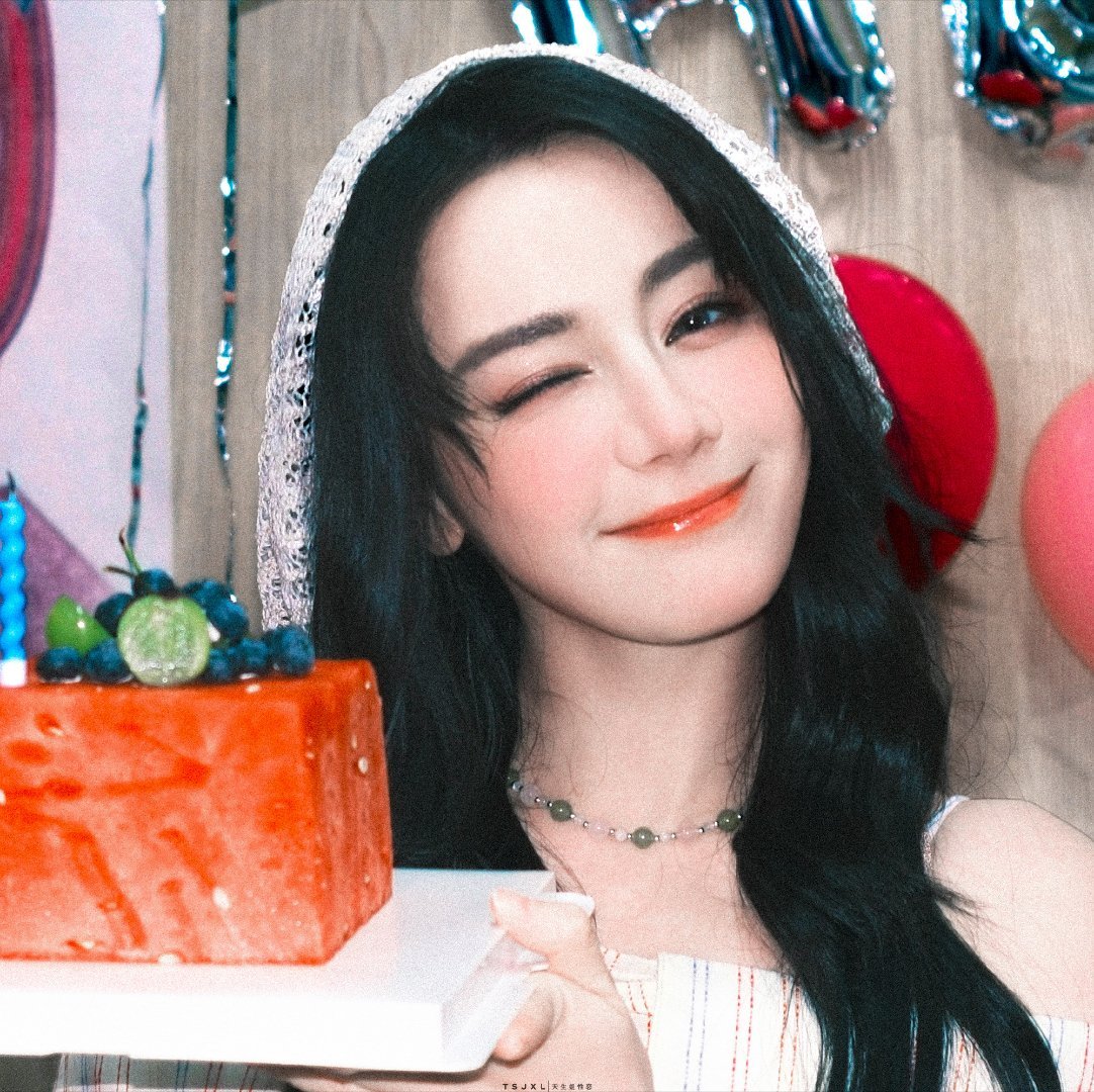 迪丽热巴迪丽热巴0603生日快乐 dlrb 今天星期巴 dlrb 迪丽热巴你这辈