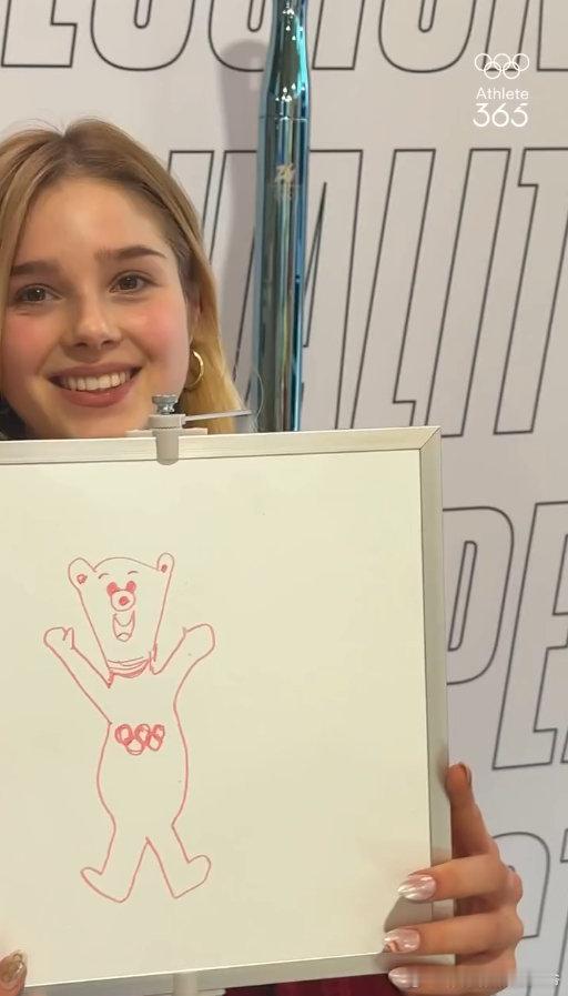 运动员笔下的Tina好抽象 看米兰冬奥会运动员手绘吉祥物Tina，嗯就很难评了~