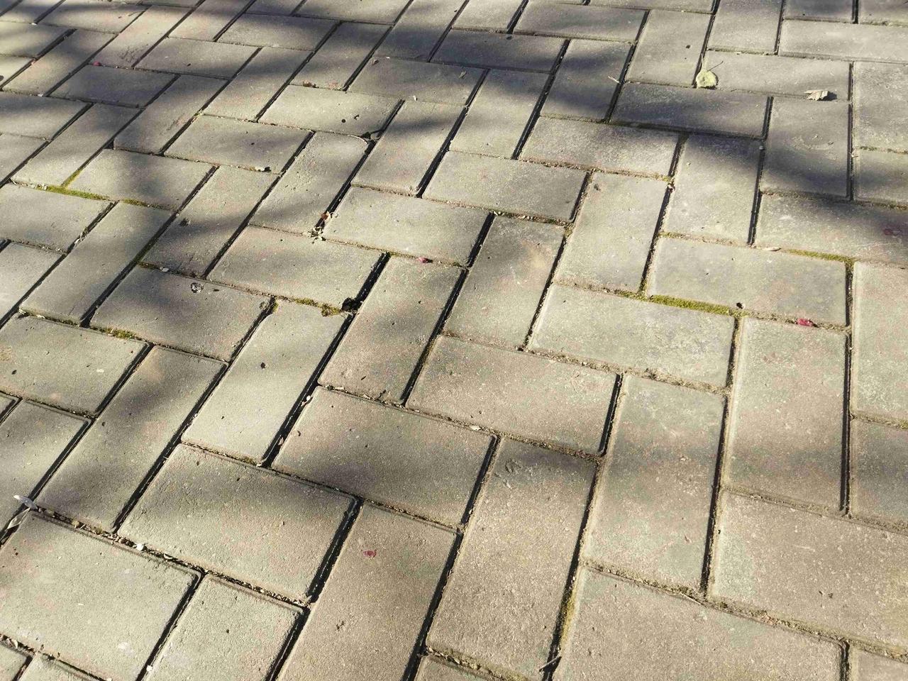 我的今日状态：😁轻松愉快
我这里的天气：☀️晴天