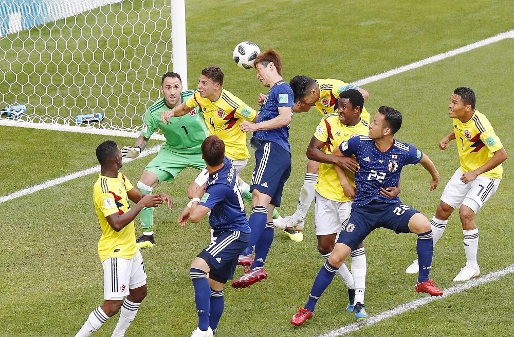 日本队即将在世界杯淘汰赛首轮中对阵五星巴西。赛前，FIFA官方统计，日本队过去5
