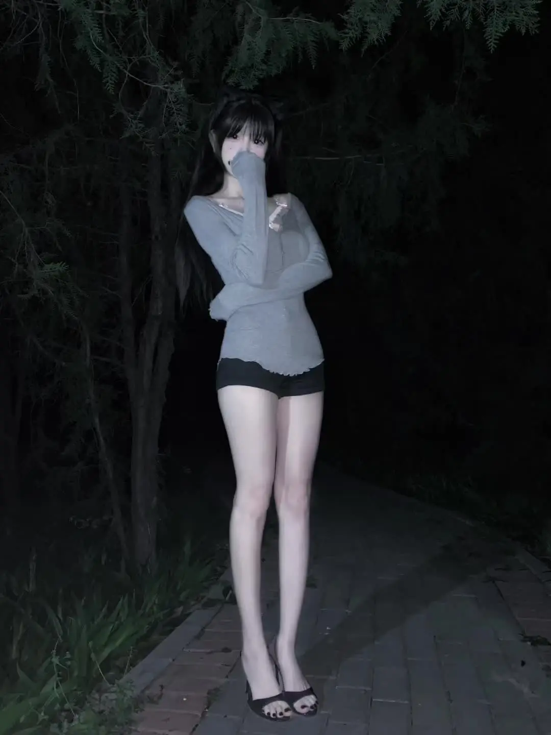 我看着你的眼睛 猜不透你的心