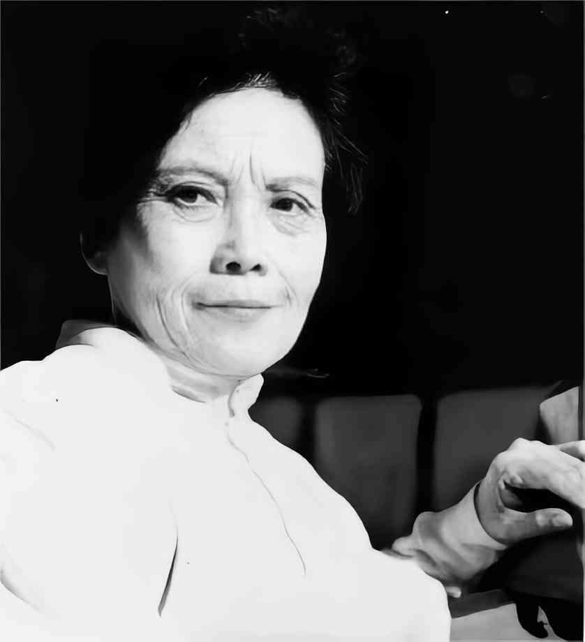 王健，1928‑09‑28 ～ 2021‑07‑30，北京人，著名歌词作家，很多