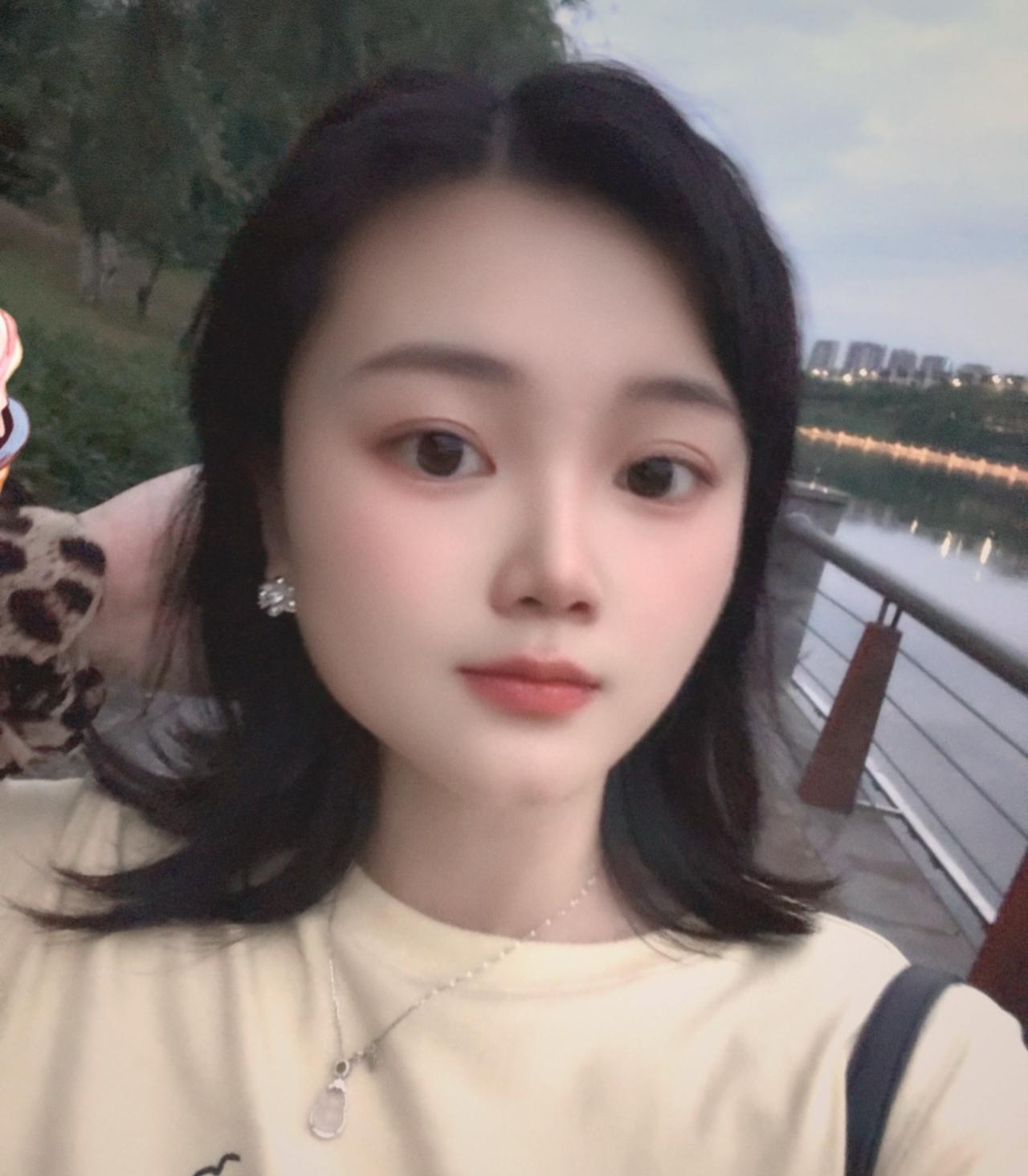“得与失 向来都是人生的必修课 人生是场取舍 知足者常乐.” 做自己的主角