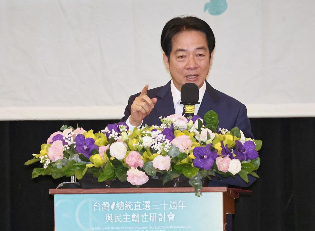 赖清德称国民党“比日本殖民还差”？馆长叹：一直在搞意识形态
赖清德14日出席“台