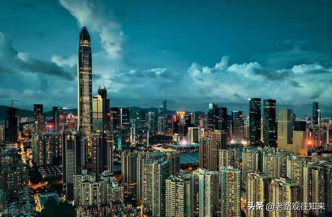 终于弄明白了，
为什么3月份还在喊楼市小阳春的人，现在一个比一个安静。

不是他