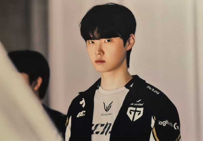理性讨论，chovy还会有下一个巅峰吗？就目前的比赛看下来，不管是geng还是c
