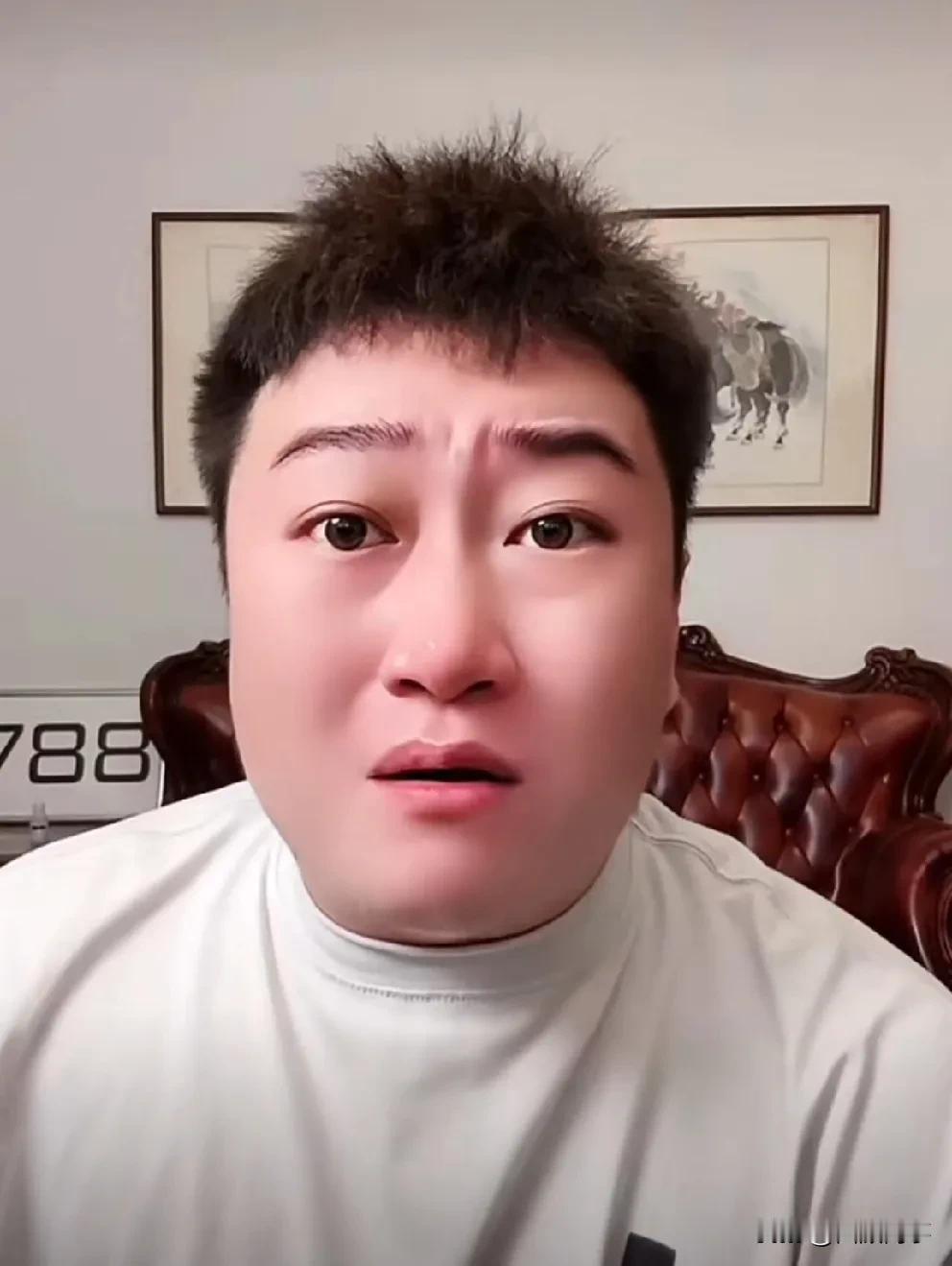 语音骡子解释逃避直播原因！

          骡子直言师父二驴至今没有回归消