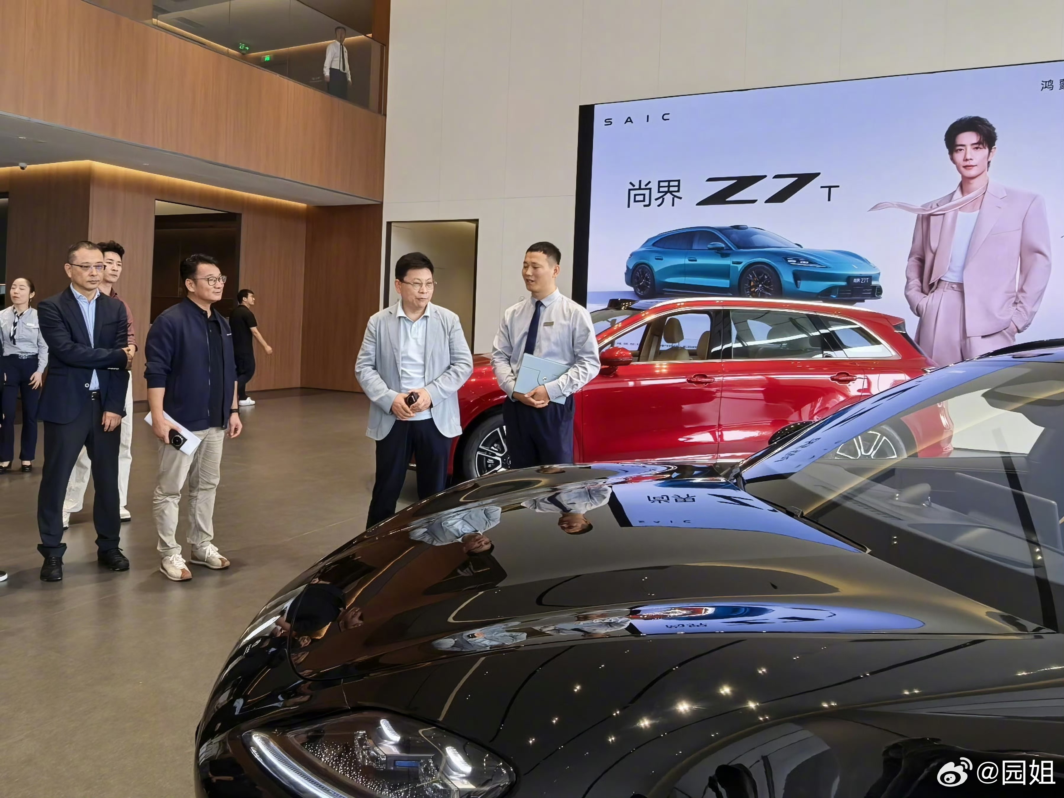 #余承东爆料尚界下一款新车余承东称尚界新车定位中大型SUV# 余承东首次公开谈及