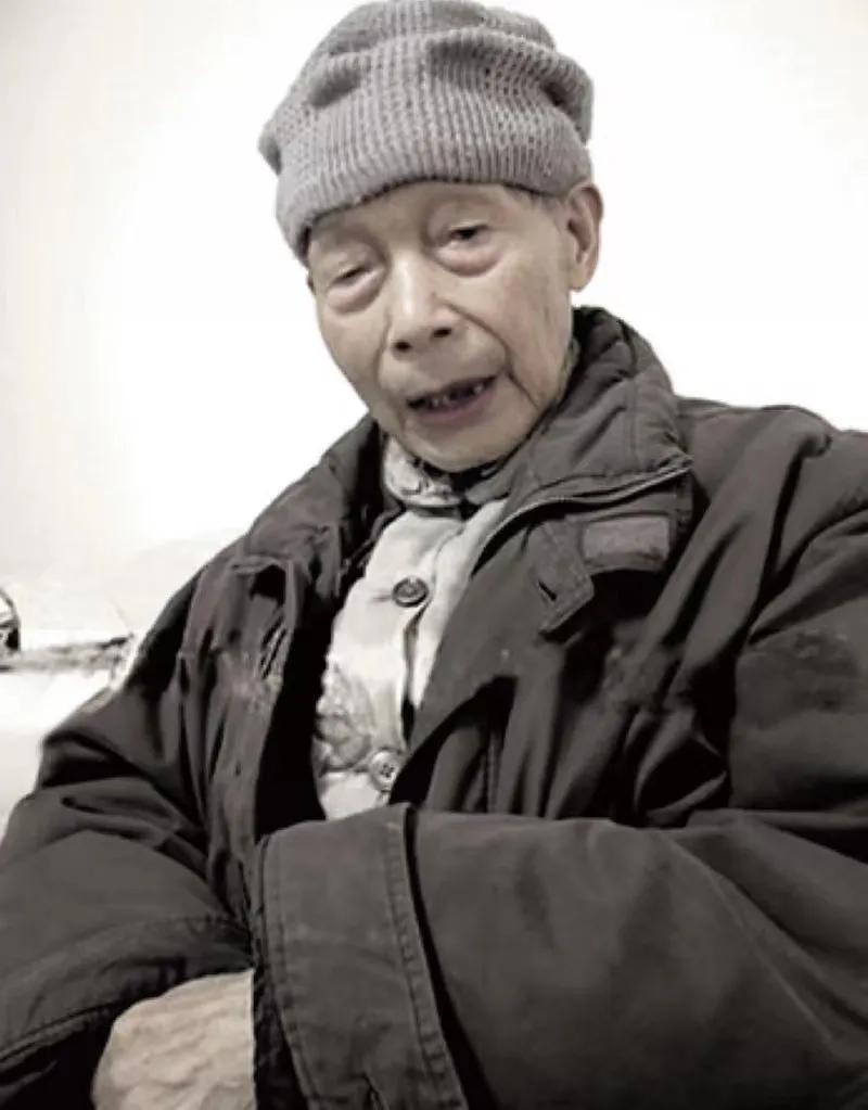 1949年，国民党少将郑蕴侠没有赶上最后一班飞机，被迫躲进贵州深山，躲了八九年都